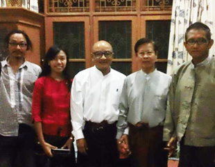 ဦး​ခင္ညြန့္​နွင့္​ ကိုဇာဂနာ ​ေတြ့​ဆံု