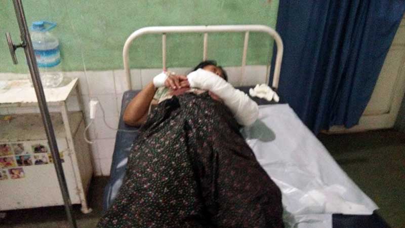 ဓားျပန္​​ေတာင္းရာမွာ​ လင္​မယားႏွစ္​ဦး ဓား​ခုတ္​ခံရ
