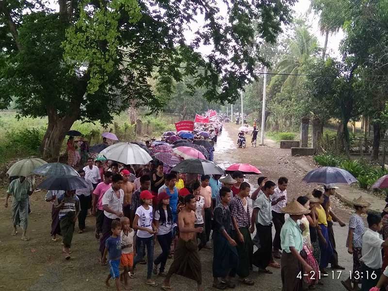 ေျမာက္ဦး ျမတန္ေဆာင္ဆရာေတာ္ႏွင့္ ခိုင္နီမင္းတို႔ကို ျပန္လႊတ္ေပးရန္ ဆႏၵထုတ္ေဖာ္