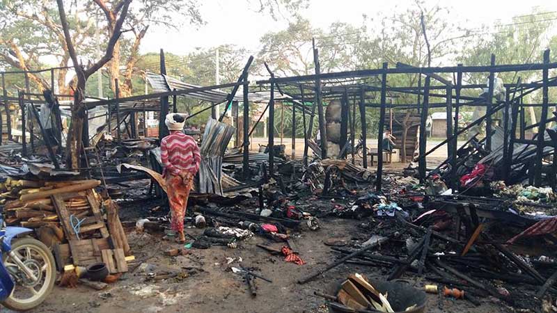 ျမင္းၿခံတြင္ ​​ဝါယာ​ေရွာ့ခ္ ျဖစ္ကာ ေစ်းဆိုင္ခန္း ၆ ခန္း မီးေလာင္