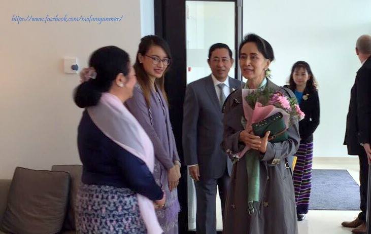 ေဒၚေအာင္ဆန္းစုၾကည္ အီးယူ႐ုံးစိုက္ရာ ဘရပ္ဆဲဲလ္ၿမိဳ႕သို႔ေရာက္ရွိ