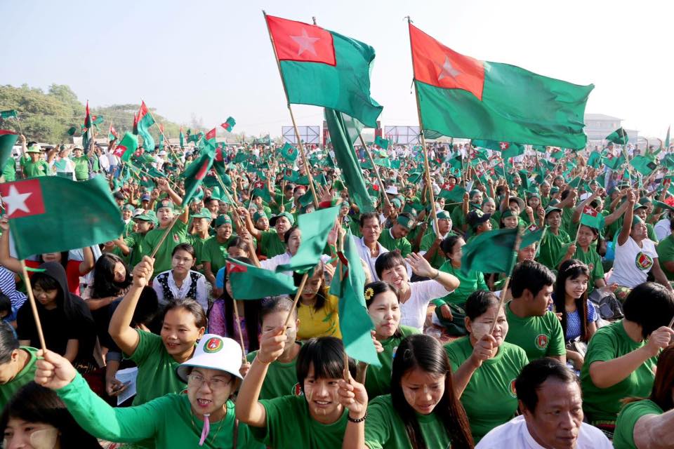 ဦး၀င္းထိန္ကို ၾကံ့ခုိင္ေရးပါတီ ကန္႔ကြက္ရႈတ္ခ်၊ အန္အလ္ဒီအစိုးရ တာ၀န္ခံမႈမရွိဟု ေ၀ဖန္