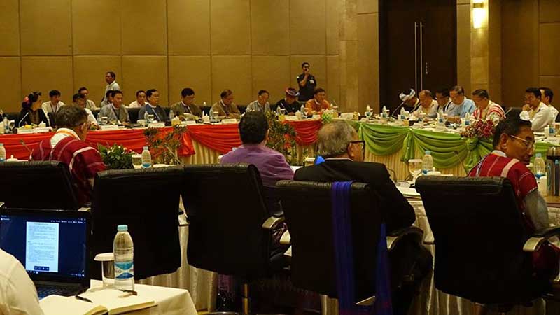 တိုင္းေဒသႀကီးႏွင့္ ျပည္နယ္တုိ႔တြင္ ကိုယ္ပိုင္ဖြဲ႔စည္းပံု အေျခခံဥပေဒေရးဆြဲခြင့္သေဘာတူ