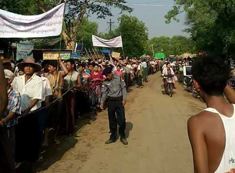 ကိုယ္၀န္ေဆာင္အမ်ဳိးသမီးေသဆံုးခဲ့မႈ လူေထာင္ခ်ီ ဆႏၵျပ