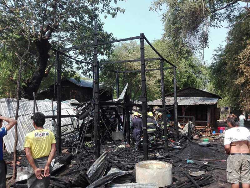 မုံရြာၿမိဳ႕နယ္တြင္ ဟင္းအိုး အပူလြန္ကဲရာမွ ေနအိမ္မီးေလာင္