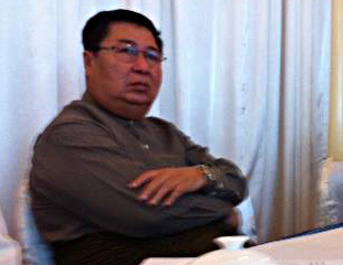 ဦး​ခင္​ေ႐ြွႊ၏ စက္မႈဇုန္ အ​ေကာင္အထည္​ေဖာ္မႈ ရပ္ဆိုင္း​ရန္ ညြွႊန္ၾကား​