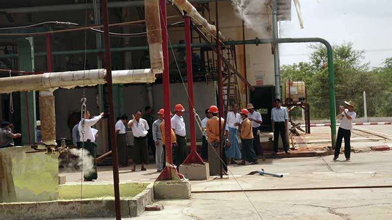 မိုးႀကိဳးျပင္ ဆာလဖ်ဴရစ္ အက္ဆစ္စက္႐ုံ ဖ်က္သိမ္းေရး ေဒသခံမ်ား ေတာင္းဆို