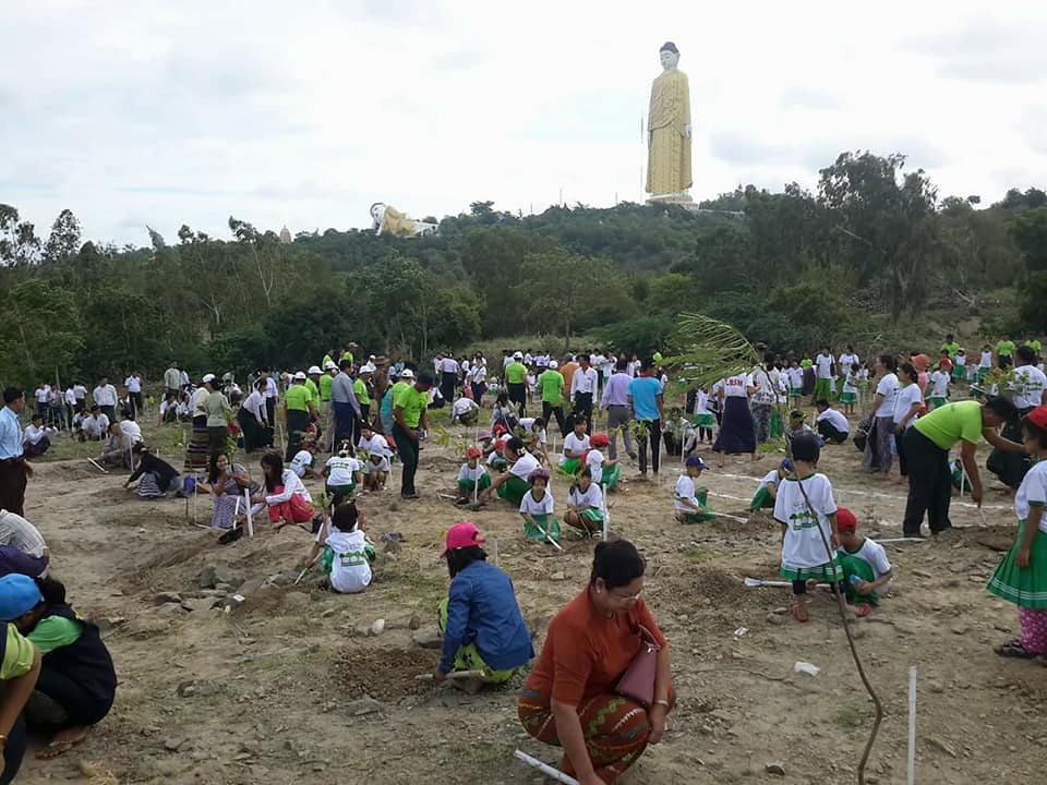 သဘာဝပတ္ဝန္းက်င္စိမ္းလန္းစိုျပည္ေရး စစ္ကိုင္းတိုင္းအစိုးရအဖြဲ႔ အပင္ ၁၀၀၀ ေက်ာ္စိုက္ပ်ိဳး