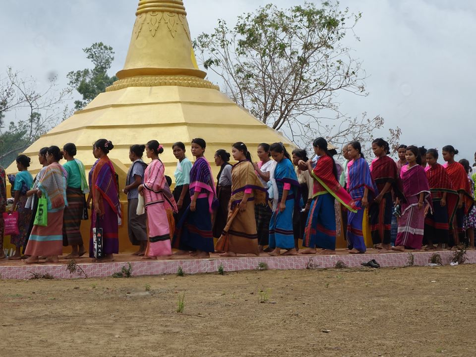 အၾကမ္းဖက္မႈေၾကာင့္ ေသဆံုးသြားခဲ့သည့္ သကၠမလူမ်ိဳးမ်ားအတြက္ ဆုေတာင္းပြဲက်င္းပ