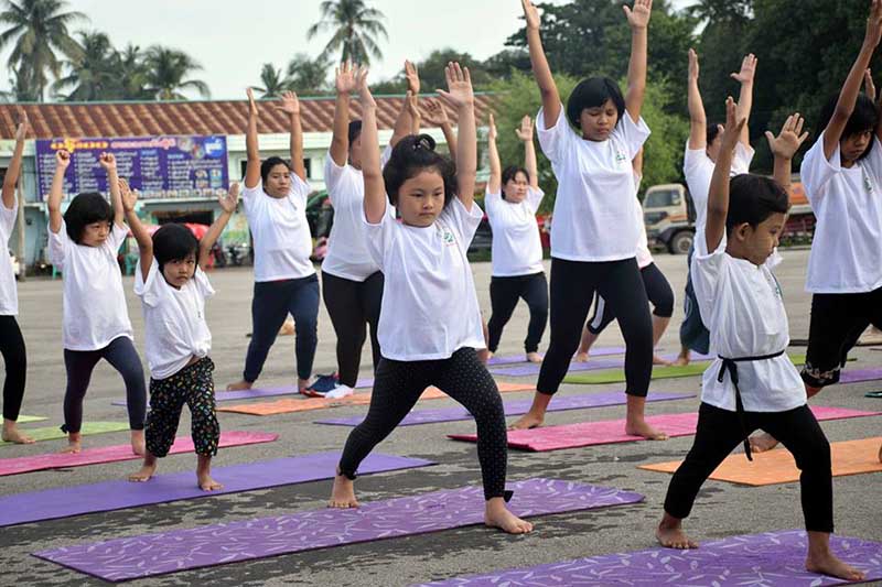 အျပည္ျပည္ဆိုင္ရာေယာဂေန႔ ၿမိတ္တြင္ ပထမဆံုးအႀကိမ္ က်င္းပ
