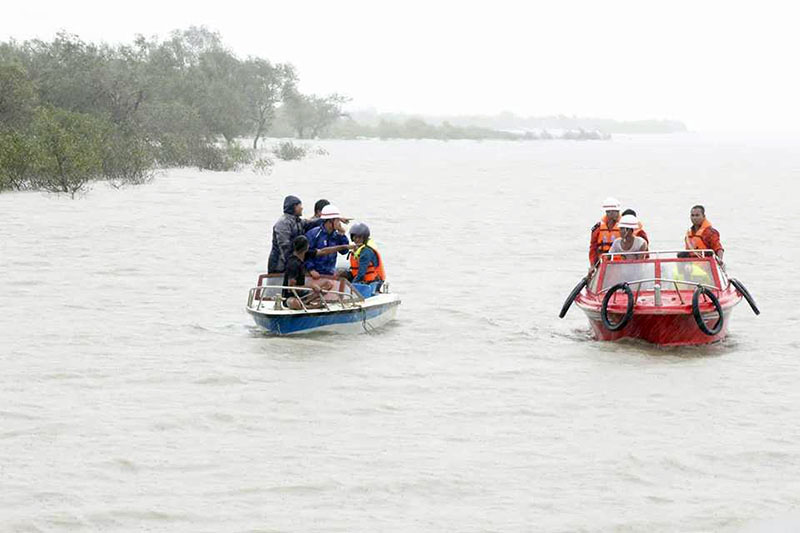 စစ္ေတြတြင္ စက္ေလွနစ္ျမဳပ္၊ တဦးေပ်ာက္ဆံုးေန