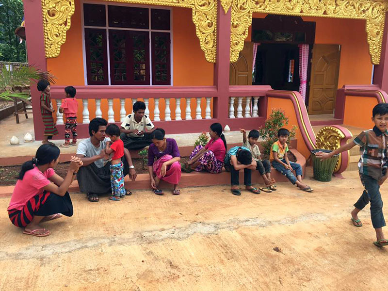 တိုက္ပြဲမ်ားေၾကာင့္ စစ္ေဘးေရွာင္ျပည္သူ ၂၀၀ ေက်ာ္ လား႐ႈိးၿမိဳ႕သို႔ ထြက္ေျပးတိမ္းေရွာင္