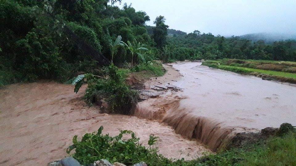 တာခ်ီလိတ္ခ႐ုိင္တြင္ မုိးသည္းထန္စြာရြာသြန္း၍ တံတားတစင္း ၿပိဳက်
