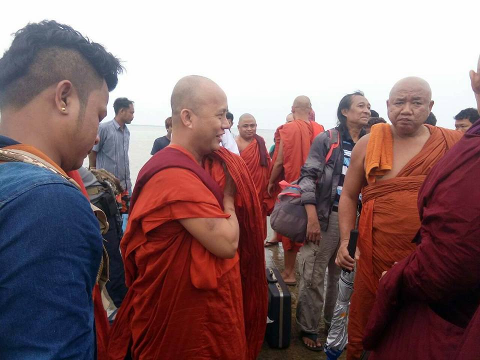 ဆရာေတာ္ ဦးဝီရသူ ေမာင္ေတာေဒသသုိ႔ ေရာက္ရွိ (ဓာတ္ပုံသတင္း)