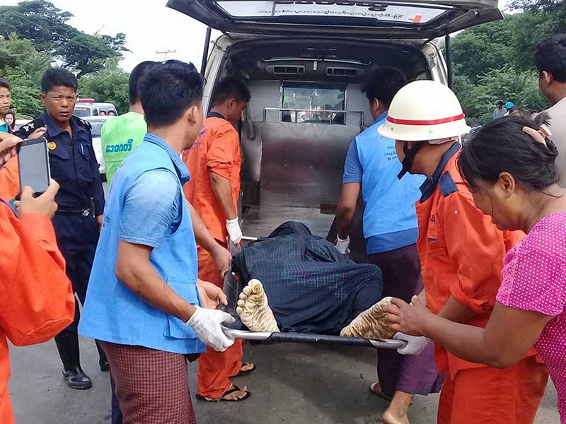 မုံရြာၿမိဳ႕ အင္းအတြင္း ေရနစ္ေပ်ာက္ဆုံးေနသည့္ ဆယ္ေက်ာ္သက္အေလာင္း ျပန္ေတြ႔