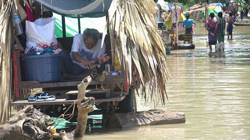 ဆားလင္းႀကီးတြင္ ျမစ္ေရ၀င္ေရာက္မႈေၾကာင့္ ေဒသခံမ်ား အခက္ႀကံဳ