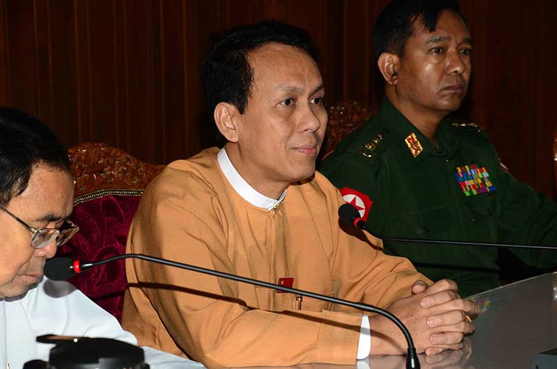 ၀န္ႀကီးခ်ဳပ္ ဦးၿဖိဳးမင္းသိန္းကုိ အန္အယ္လ္ဒီက ေခၚယူသတိေပး