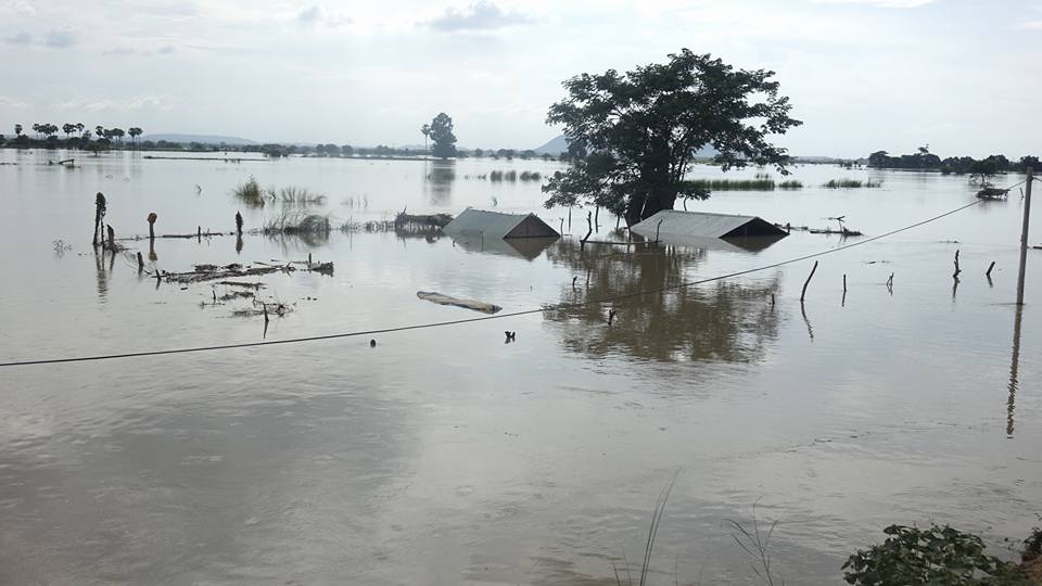 ခ်င္းတြင္းျမစ္ေရ ျပန္က်၊ ကယ္ဆယ္ေရးစခန္းတြင္ ေရေဘးဒုကၡသည္ ၇ ေထာင္ေက်ာ္ ခုိလႈံေနရဆဲ