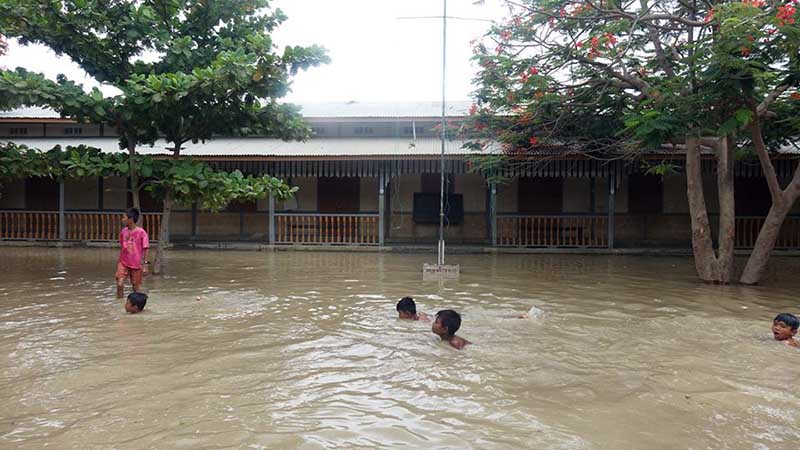 စစ္ကိုင္းတုိင္းတြင္ ေရေဘးေၾကာင့္ပိတ္ထားသည့္ စာသင္ေက်ာင္းအခ်ိဳ႕ျပန္ဖြင့္