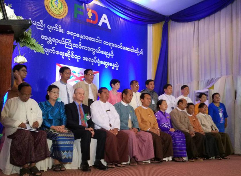 က်န္းမာေရးႏွင့္ညီညြတ္သည့္ အစားအစာမ်ားသာ ေရာင္းခ်ေစမည္ဟု ရန္ကုန္ဝန္ႀကီးခ်ဳပ္ေျပာ