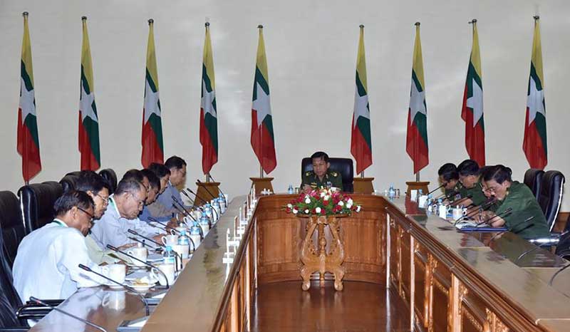 ဗုိလ္ခ်ဳပ္မႉးႀကီးမင္းေအာင္လႈိင္ႏွင့္ ရခိုင္အမ်ဳိးသားပါတီေခါင္းေဆာင္မ်ား ေတြ႔ဆံုေဆြးေႏြး