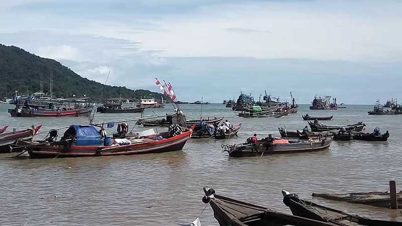 ထုိင္းေရာက္  ျမန္မာ့ငါးေစ်းကြက္ႀကီး ျပန္လာေရးႏွင့္ ေရႊ႕ေျပာင္းလုပ္သားမ်ား အခြင့္အလမ္း