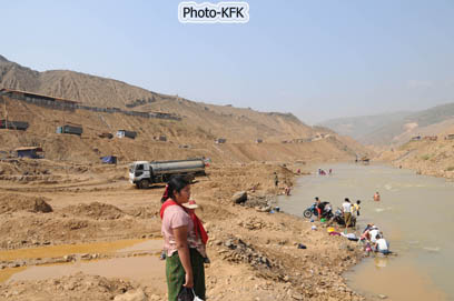 စြန့္ပစ္ေျမဇာမ်ားေၾကာင့္ ဖားကန္ ့ ဥ႐ုေခ်ာင္း တိမ္ေကာမည့္အေရးရင္ဆိုင္ေနရ