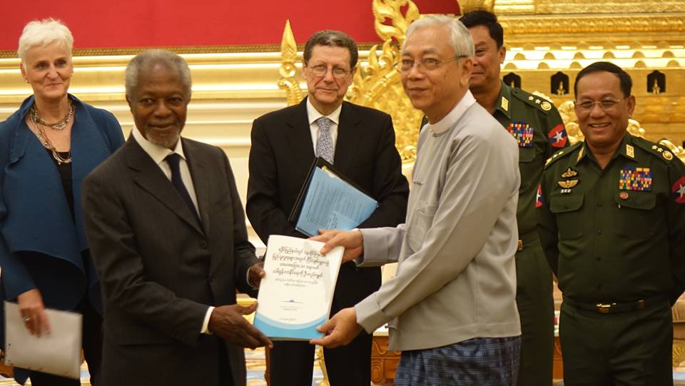 ရခုိင္ျပည္နယ္ဆုိင္ရာအႀကံေပးေကာ္မရွင္၏ အၿပီးသတ္အစီရင္ခံစာ သမၼတထံတင္သြင္း