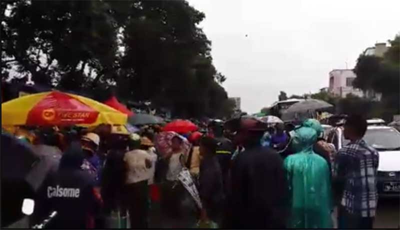 မုံရြာၿမိဳ႕တြင္ ၾကက္သား၊ ၾကက္ဥ၊ ငုံးဥ ေစ်းေရာင္းပြဲေတာ္ က်ငး္ပ