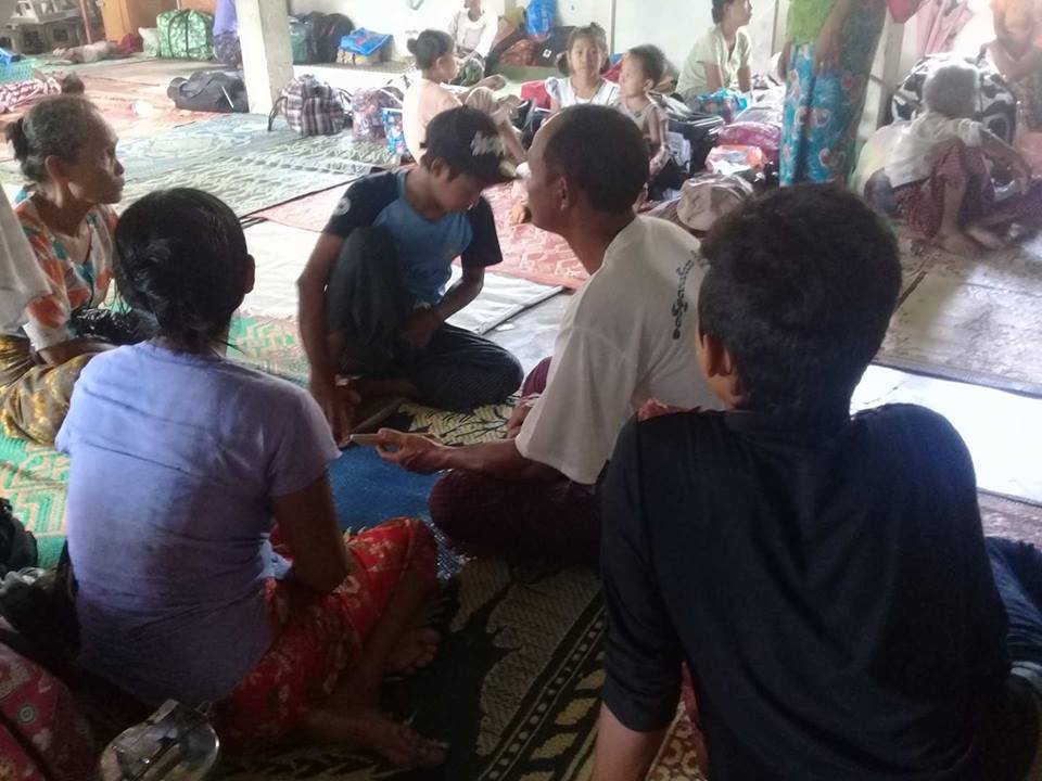 ရခုိင္ စစ္ေဘးေရွာင္ ၄၀၀၀ ေက်ာ္ အေရးေပၚအကူ အညီလိုအပ္