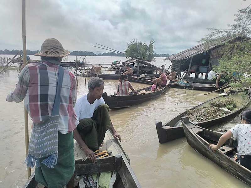 င၀န္ျမစ္တြင္ အိမ္စီးစက္ေလွ တိမ္းေမွာက္၊ ၁ ဦးေပ်ာက္ဆံုးေန