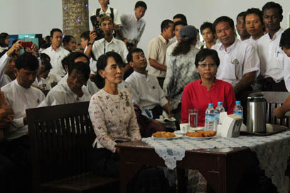 တံတားနီေန့  ရန္ကုန္မွာ ပထမဆံုးအၾကိမ္  က်င္းပ