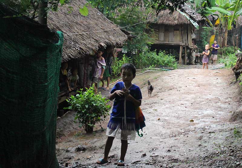 မယ္ရာမုိဒုကၡသည္စခန္းတြင္ H1N1 ျဖစ္ပြားသူ ၃ ဦး ထပ္မံေတြ႔ရွိ၊ စခန္းတြင္း ၀င္ထြက္မႈပိတ္