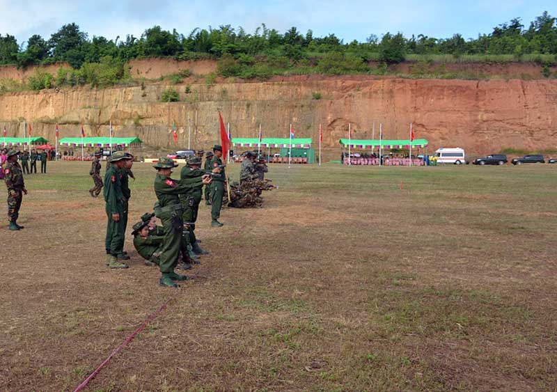 ေနျပည္ေတာ္တြင္း တုိင္းမႉးဒိုင္းေသနတ္ပစ္ၿပိဳင္ပြဲက်င္းပ (ဓာတ္ပံု)
