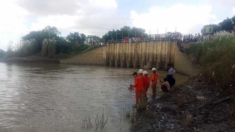 မံုရြာၿမိဳ႕ ခ်င္းတြင္းျမစ္တြင္း ေရဆင္းခ်ိဳးရာမွ ေက်ာင္းသား ၁ ဦး ေပ်ာက္ဆံုး