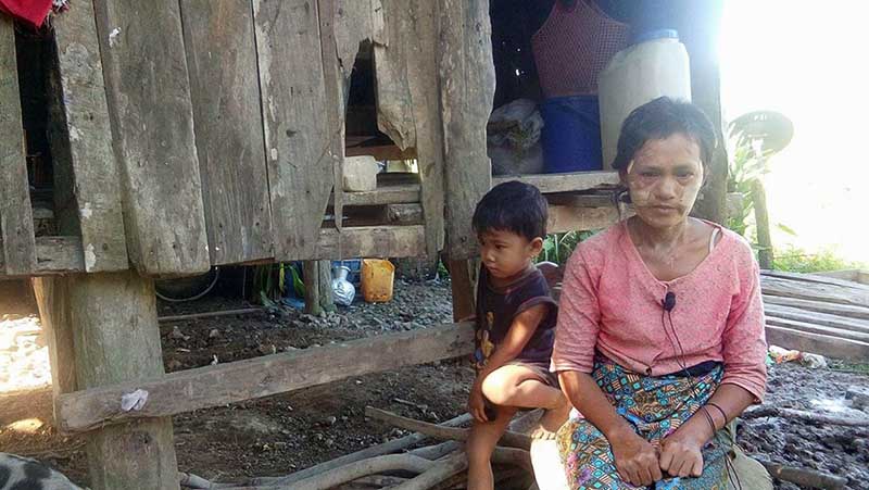 အႏုိင္က်င့္႐ုိက္ႏွက္ခံခဲ့ရသည့္ ေဒၚစုိးေခ်အမႈ ၿမိဳ႕နယ္ဥပေဒအႀကံေပး႐ုံး တင္ထား