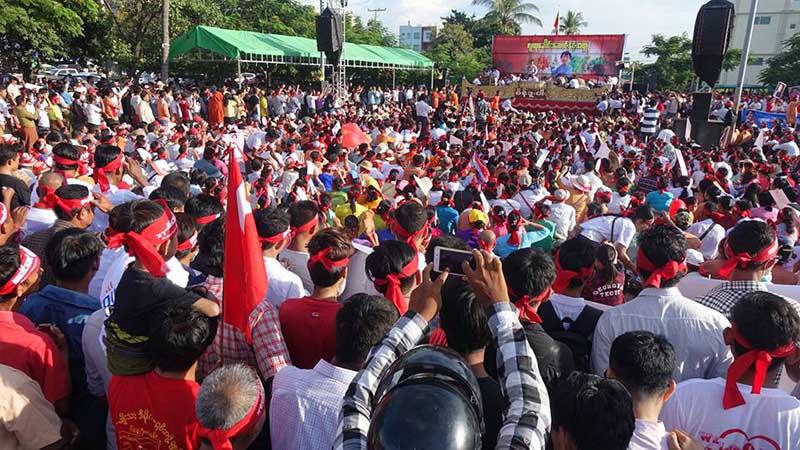 မႏၱေလးတြင္ ေဒၚေအာင္ဆန္းစုၾကည္ကို ေထာက္ခံသည့္ပြဲ ျပဳလုပ္