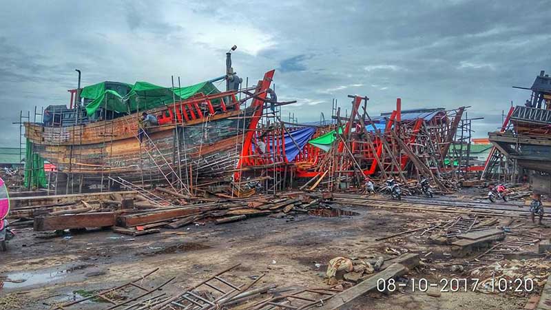 အလုပ္လက္မဲ့ ေလွေဒါက္အလုပ္သမားမ်ားကိစၥ တုိင္းေဒသႀကီးအစုိးရထံ တင္ျပေပးမည္