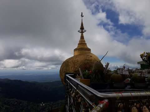 က်ိဳက္ထီး႐ိုးတြင္ အစားအေသာက္ႏွင့္ အသံုးအေဆာင္မ်ား လိမ္လည္ေရာင္းခ်သူမ်ားကို အေရးယူမည္