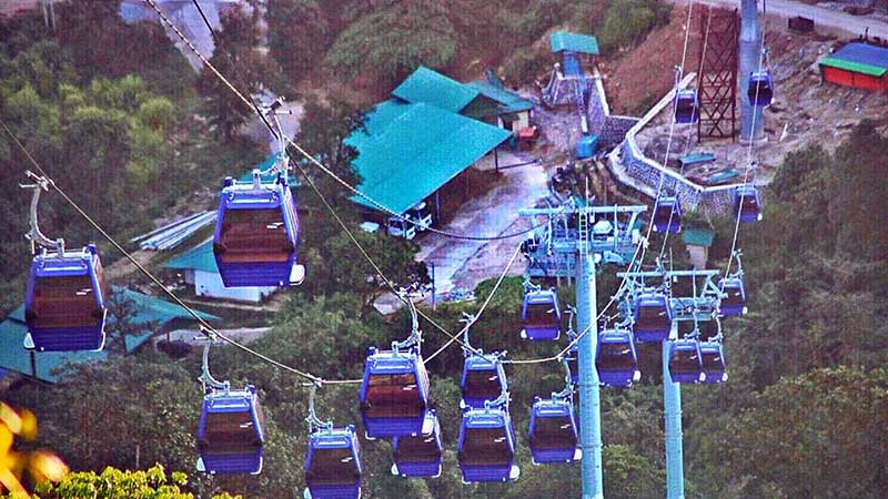 က်ဳိက္ထီး႐ိုး ေတာင္တက္ေကဘယ္ကားမ်ား စမ္းသပ္ေမာင္းႏွင္