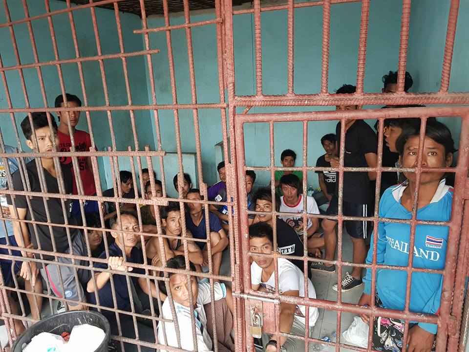 ထိုင္းတြင္ ျခင္းလံုးခတ္ကစားသည့္ ျမန္မာ ၁၈ ဦး ေလာင္းကစားမႈျဖင့္ အဖမ္းခံရ