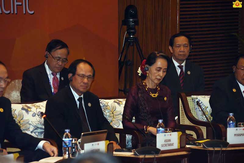 ျပည္သူကုိအေျခခံသည့္ အာဆီယံအသုိက္အ၀န္း ေဖာ္ေဆာင္မည္ဟု အတုိင္ပင္ခံေျပာ