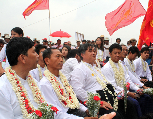 အသင္း​အပင္း​ေတြဖြဲ့​ရန္ မအူပင္​ေရာက္ ၈၈ မ်ိုး​ဆက္တိုက္တြန္း​