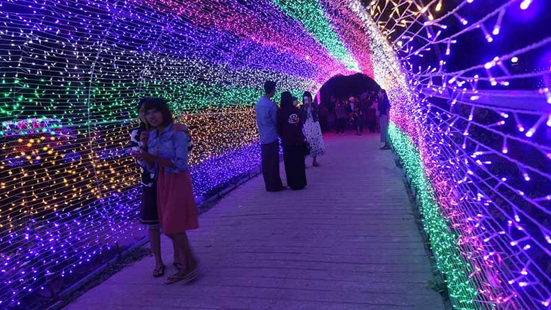 စစ္ကုိင္းတြင္ Myanmar LED Beautiful World Festivil  က်င္းပ