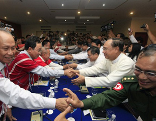 ျငိမ္းခ်မ္းေရးအေကာင္အထည္ေဖာ္မႈလုပ္ငန္း ေအာင္ျမင္မယ္လုိ့ ေမွ်ာ္လင့္တယ္