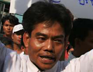 ဖုန္းေဈးနႈန္းက်ဆင္းေရး လႈပ္႐ွားမႈ ရန္ကုန္တြင္ ျပုလုပ္
