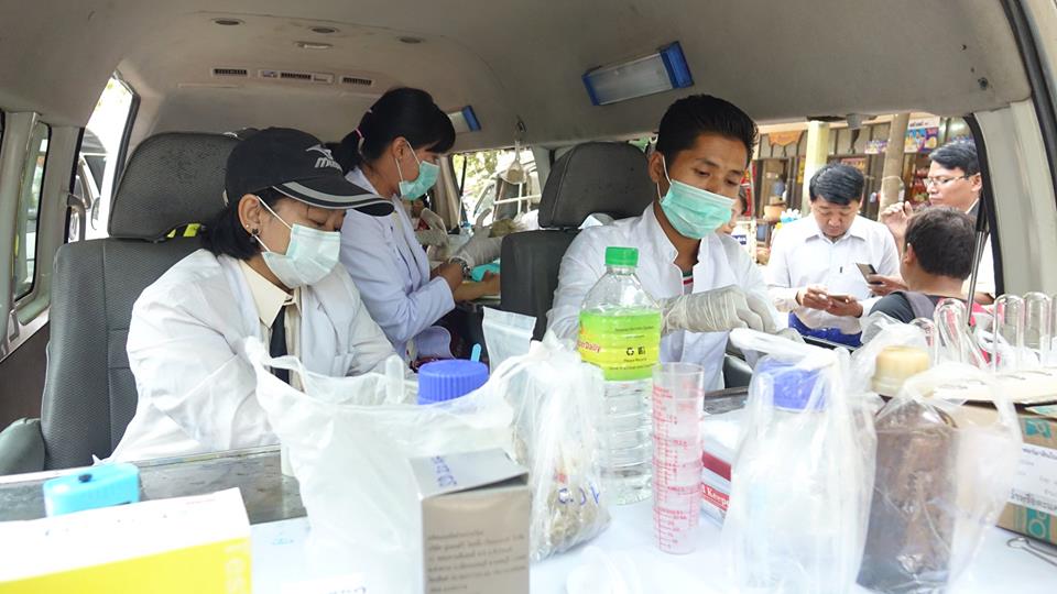 စစ္ကိုင္းတုိင္းတြင္ ေစ်းမ်ားကို FDA ၀င္ေရာက္စစ္ေဆး၊ ေဖာ္မလင္ႏွင့္ ခြင့္မျပဳအက္ဆစ္အသံုးျပဳမႈေတြ႔ရွိ