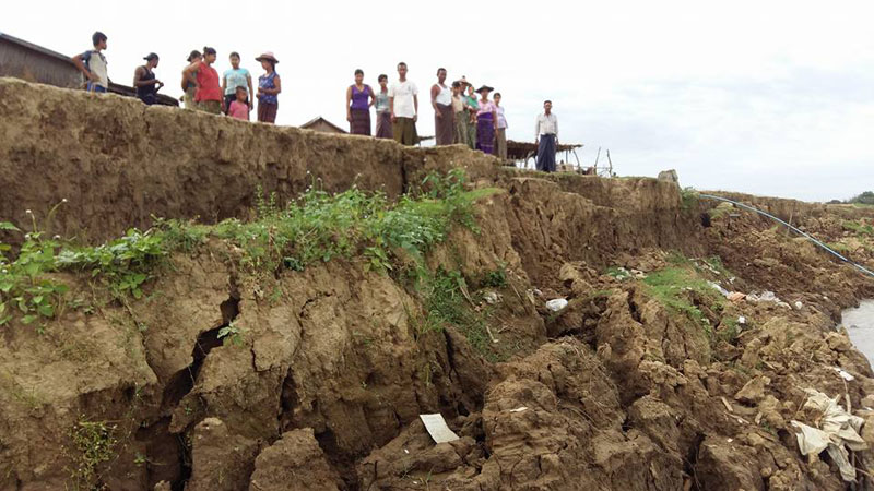 စစ္ေတာင္းျမစ္ေရ တိုက္စားမႈေၾကာင့္ မေဒါက္ၿမိဳ႕ ေက်းရြာတခ်ဳိ႕ ေျပာင္းေရႊ႕ရႏိုင္