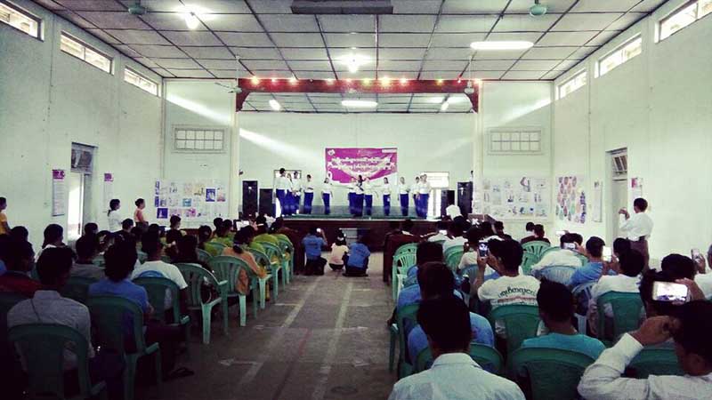 ဝမ္းတြင္းတြင္ အမ်ိဳးသမီးမ်ားအေပၚ အၾကမ္းဖက္မႈ ပေပ်ာက္ေရး လႈပ္ရွားမႈ ျပဳလုပ္