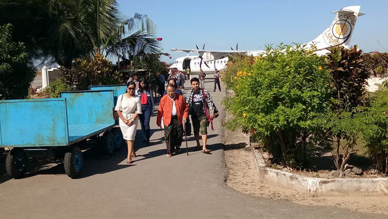 အန္အယ္လ္ဒီ အတြင္းေရးမႉးအဖြဲ႔ဝင္ ဦးဝင္းထိန္ ရခိုင္ျပည္နယ္သံတြဲၿမဳိ႕ကိုသြားေရာက္ (ဓာတ္ပုံ)